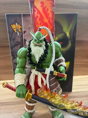 Blademaster Samuro do universo Warcraft, produzido pela Hero Toys na escala 1/12