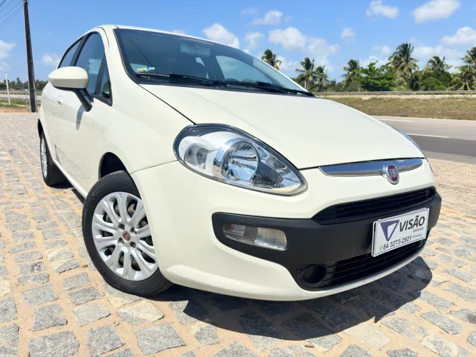 Fiat Punto Attractive Italia 1.4 F.flex 8V 5P 2016