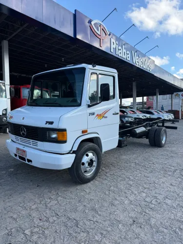 MB 710 Plus alongada