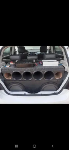 Som automotivo