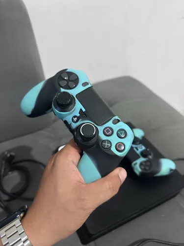 PlayStation 4 slim