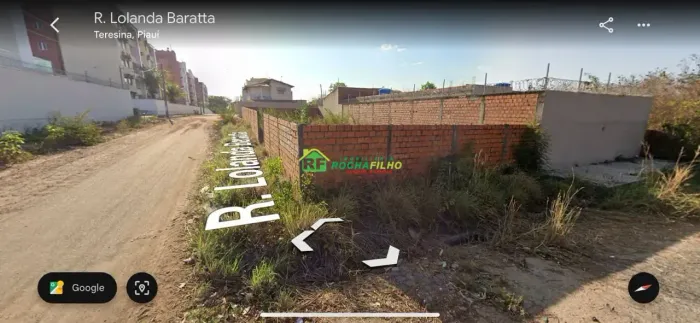 Excelente terreno na piçarreira com 527m² com 03 frentes.
