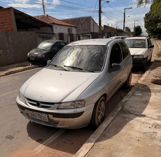 Chevrolet Celta 1.0/super/n.piq.1.0 MPFI VHC 8V 3P 2001