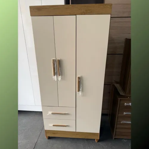 Guarda roupa 4 portas - entrego hoje 