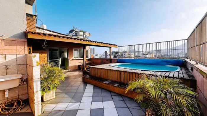 Cobertura à Venda na Enseada no Guarujá | QVista Inteligência Imobiliária Guarujá