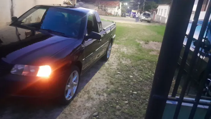 Volkswagen Saveiro Super Surf 1.6 MI Total Flex 8V 2003