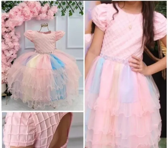 Vestido de festa arco íris princesa