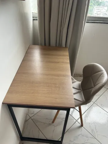 Mesa e Cadeira de Escritório - Semi novo 