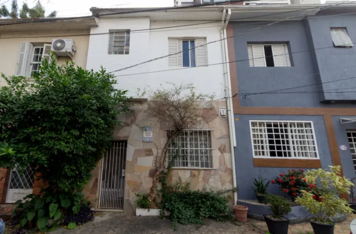 Casa de vila para venda em Pompéia com 3 quartos, sendo 1 suíte, 125m²