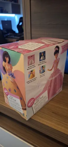 Forma para bolo da Wilton modelo vestido de boneca