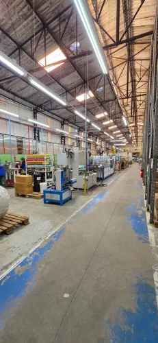 Galpão Industrial a venda com renda - Serraria