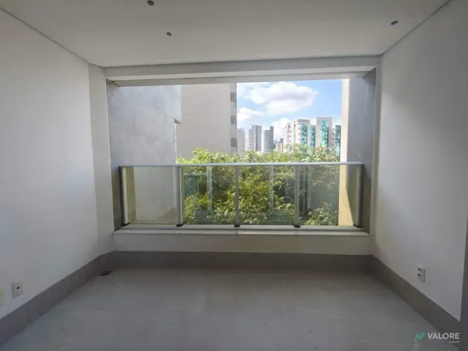 Apartamento de 4 quartos, 2 suítes, varanda, lazer, 3 vagas livres