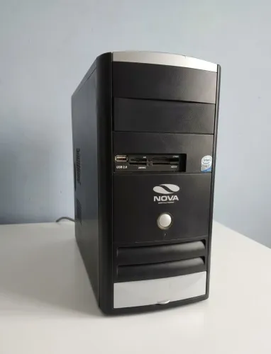 Cpu 4Gb Ram/Já formatado Windows 10/Pacote Office/Entrego na região