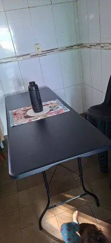 Mesa plástico dobrável preta