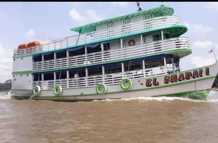 El shadai embarcação