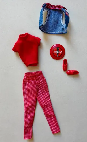 Barbie Coca Cola Look