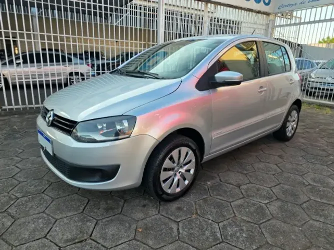 Volkswagen Fox 1.6 MI Total Flex 8V 5P 2014