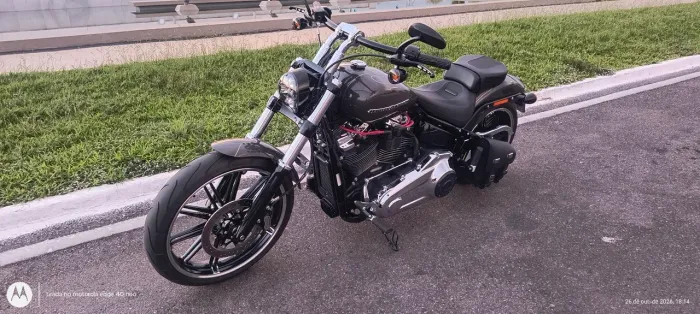 Harley Davidson com apenas 7 mil Km aceita troca 
