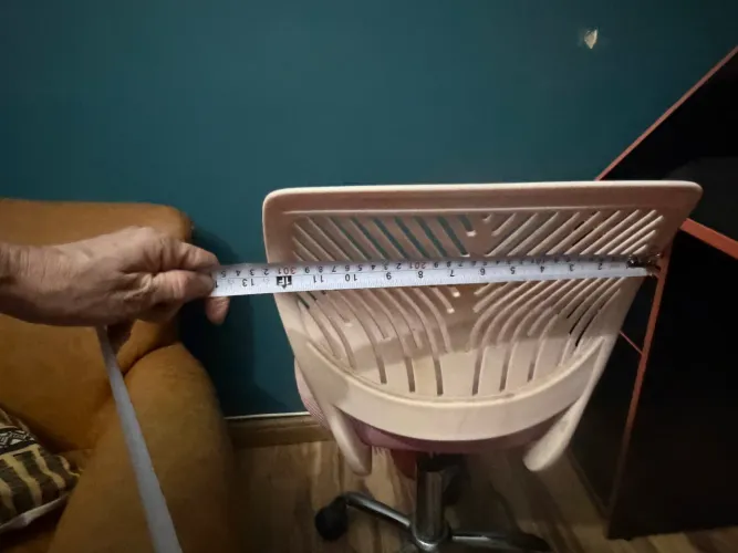 Cadeira de escritório de rodas e girar