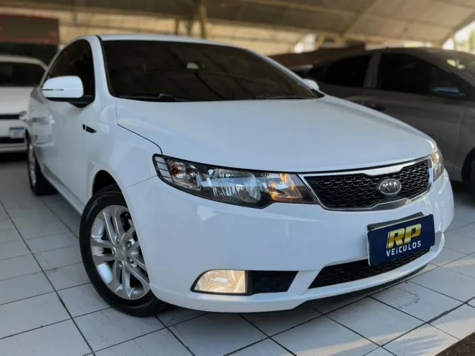 Kia Motors Cerato 1.6 16V Flex Aut. 2012
