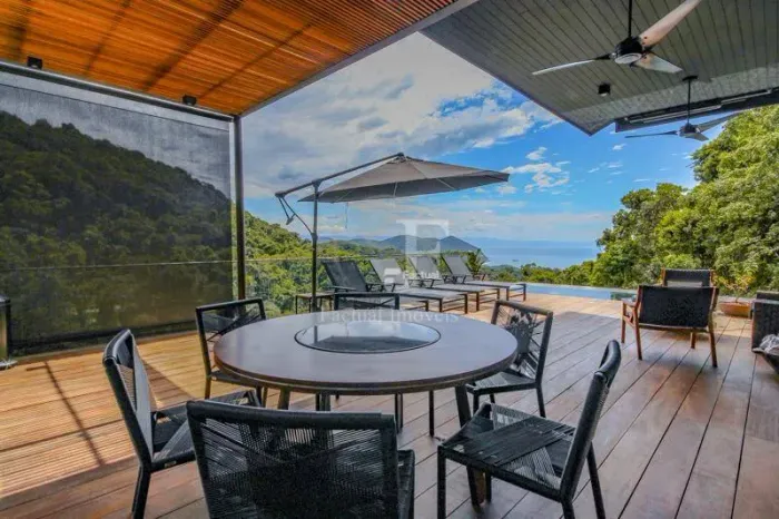 Casa á venda ou aluguel - Tijucopava - Guarujá/SP
