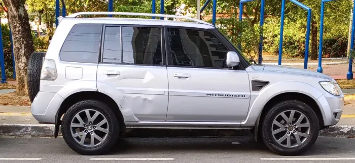 Mitsubishi Pajero TR4 2.0 Flex 16V 4X2 Aut. 2013