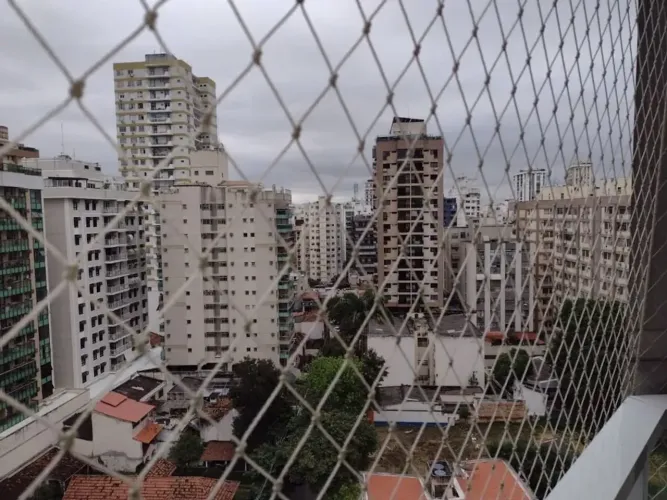 BS IMOBILIÁRIA VENDE COBERTURA DUPLEX , duas varandas , duas salas , 3 quartos .