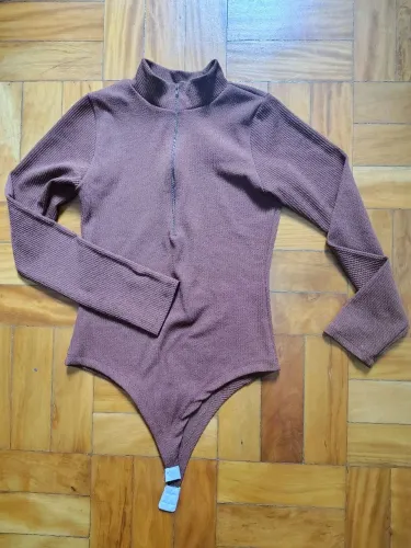 Body manga comprida
