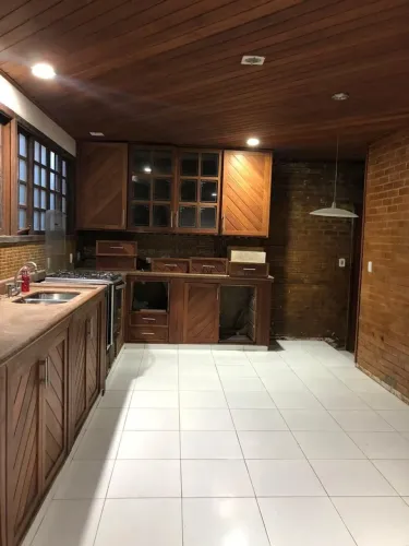 CASA MAGNIFICA POR UM PREÇO MAIS QUE ATRATIVO