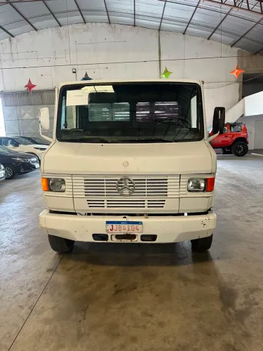 Mercedes 710 2003