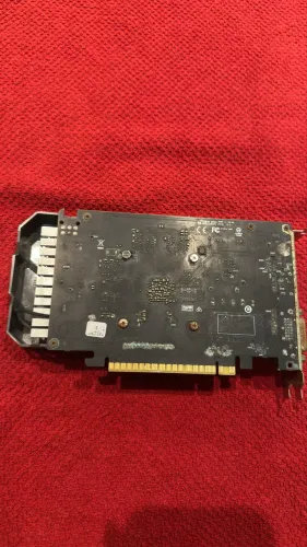 GTX 1650 AFOX 4GB ? COM DEFEITO / PARA CONSERTO OU PEÇAS