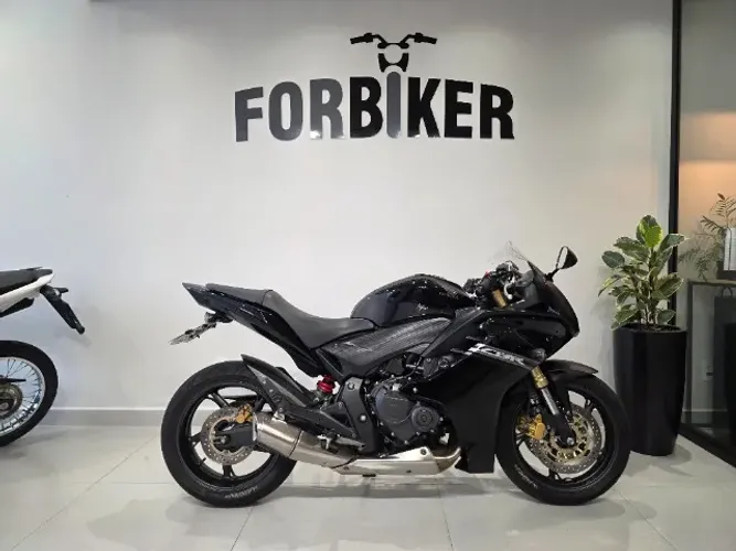 Honda CBR600F 2012- Aceito troca