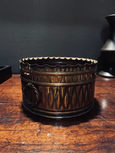 Lindo cachepot dos anos 70