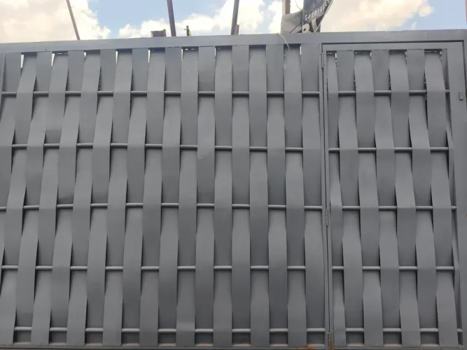portões semi novos 2.10×3.00
