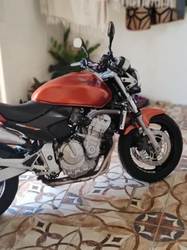Hornet 600 ano 2007 km 43.000 valor 34.000