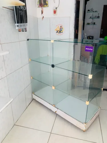Vendo móvel  para loja