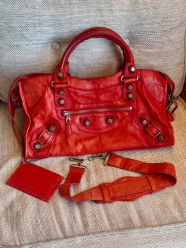 bolsa balenciaga motorcycle city vermelha