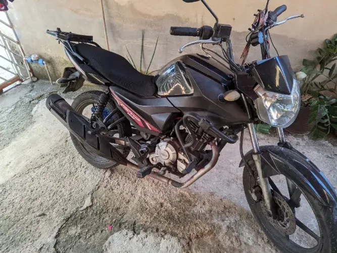 YAMAHA FACTOR 150 ED modelo 2017/ EM EXCELENTE ESTADO, PEGA E RODAR