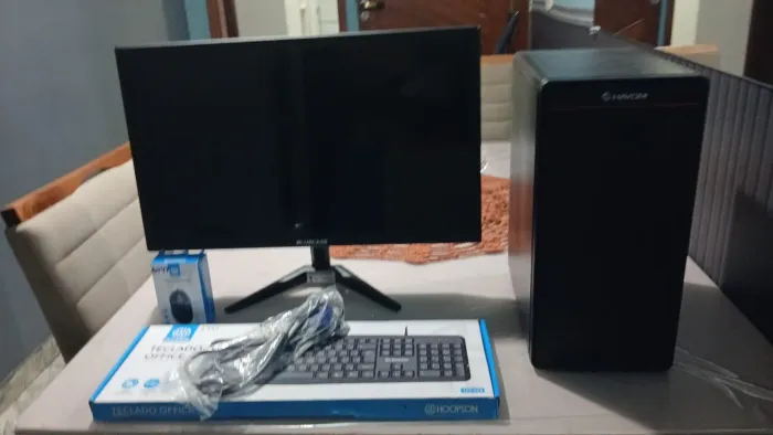 Computador i5 com lcd de 21" hdmi