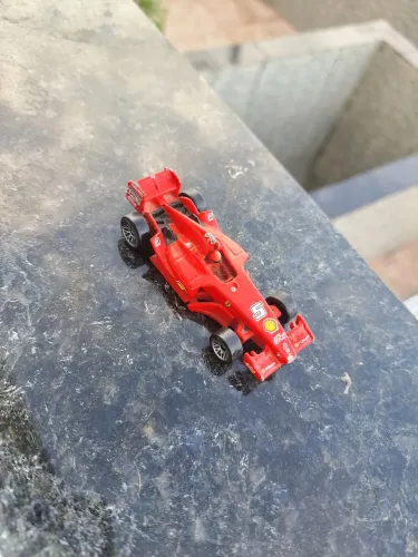 Carrinho Hottwheels F1 GP 2006