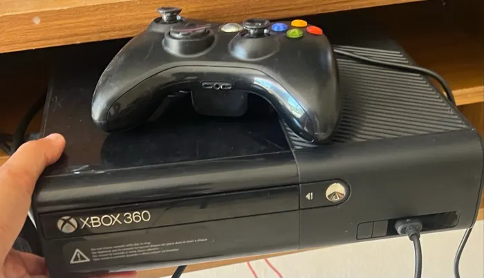 Vendo Xbox 360.