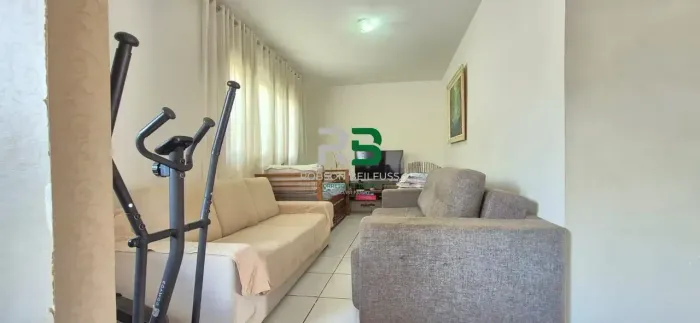 Casa térrea à Venda no Jardim Pérola