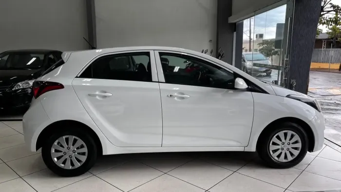 Hyundai HB20 Unique 1.0 Flex 12V Mec. 2019