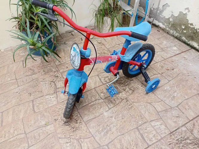Bicicleta aro 12 - Vermelho com Azul
