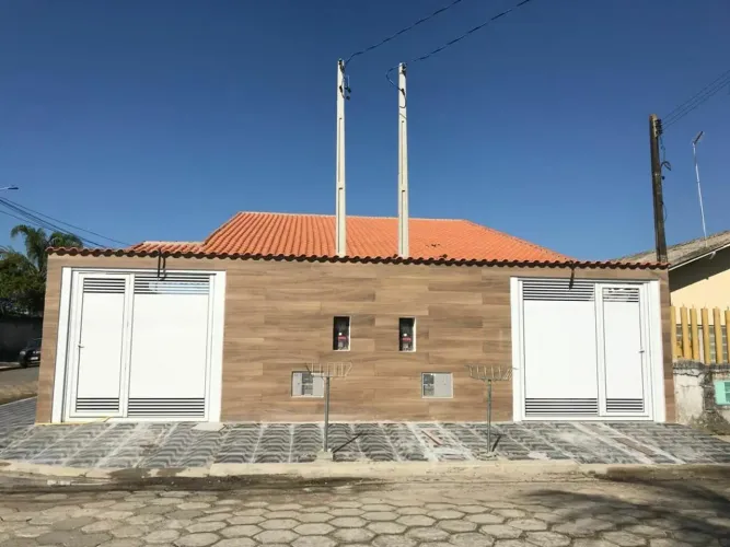 Casa em Rua Ubatuba - Agenor de Campos - Mongaguá/SP