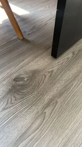 Piso vinilico autocolante Tubrax
