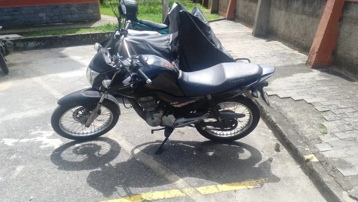VENDO MOTO CG FAN 150 2015