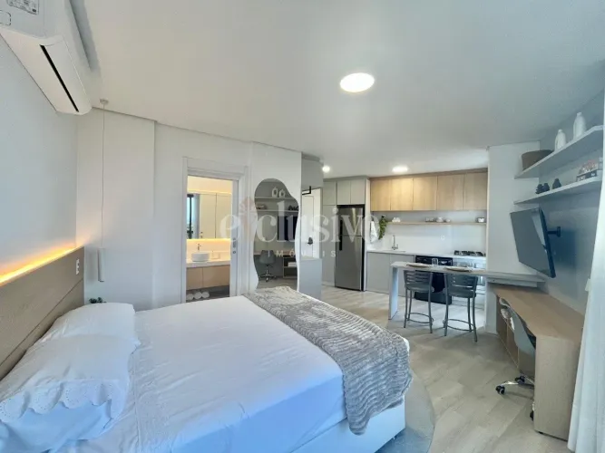 Studio em Coqueiros com vista mar