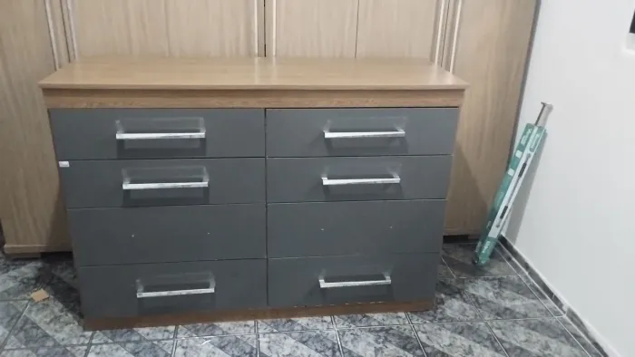 Cômoda 8 gavetas