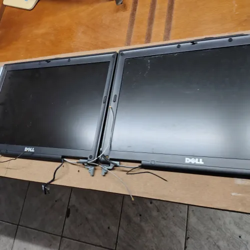 Display LCD para notebook antigo 2 Itautec 15" e 2 Dell 14"